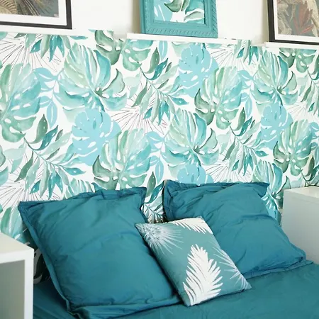 Les Volets Bleus Guest house Speracedes