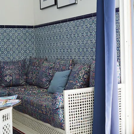 Guest house Les Volets Bleus *